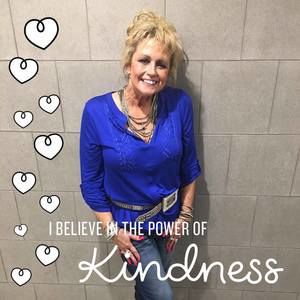 Meet your Posher, Sheli